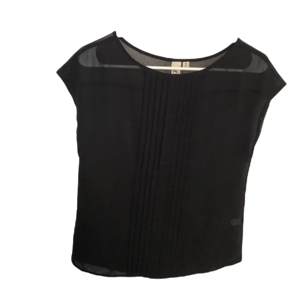 14th & Union Women's Size XS‎ Cap Sleeve Blouse Black Sheer Pleated Crewneck
